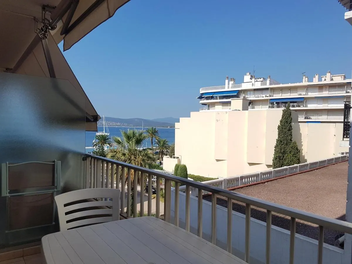 Studio Climatise 2/3 Pers - Proche Plage Et Commerces - Wifi Gratuit - Fr-1-466A-18 Saint-Raphael  France