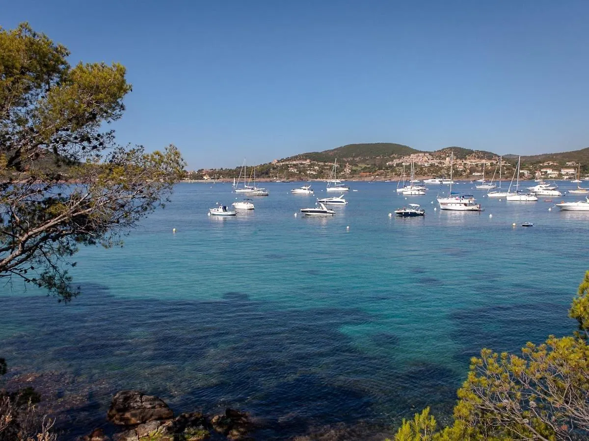 Studio Climatise 2/3 Pers - Proche Plage Et Commerces - Wifi Gratuit - Fr-1-466A-18 Saint-Raphael  Apartment Saint-Raphael (Var)