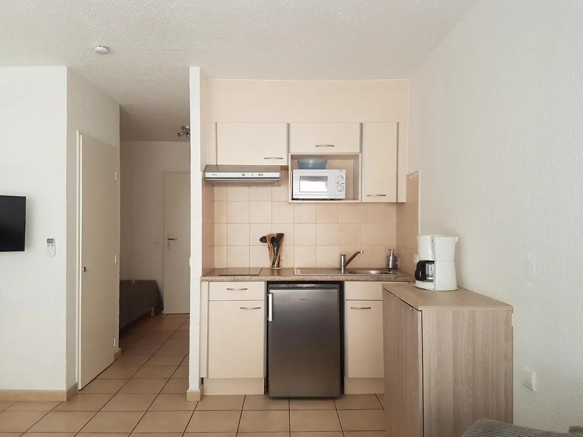 Studio Climatise 2/3 Pers - Proche Plage Et Commerces - Wifi Gratuit - Fr-1-466A-18 Saint-Raphaël 0*,