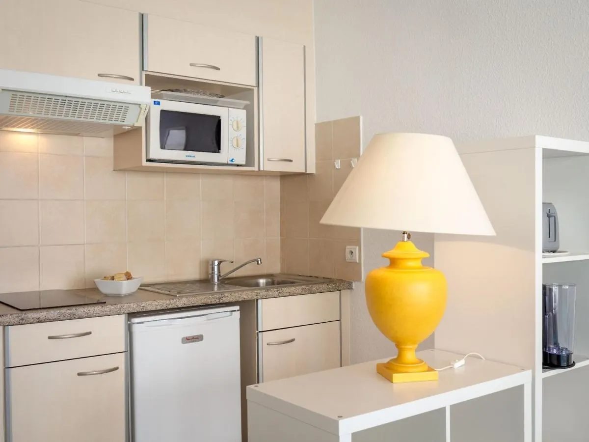 Apartmán Studio Climatise 2/3 Pers - Proche Plage Et Commerces - Wifi Gratuit - Fr-1-466A-18 Saint-Raphaël Francie